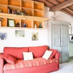 Rebby\'S Terrace